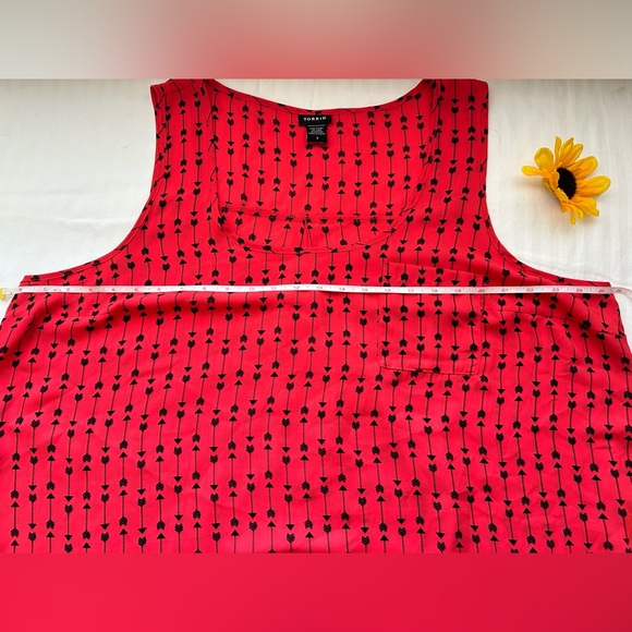 ❤️ Torrid Arrow Tank ❤️ - Picture 3 of 5